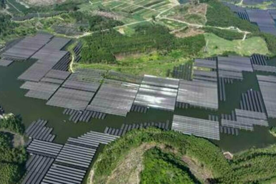 China sets new solar record - data