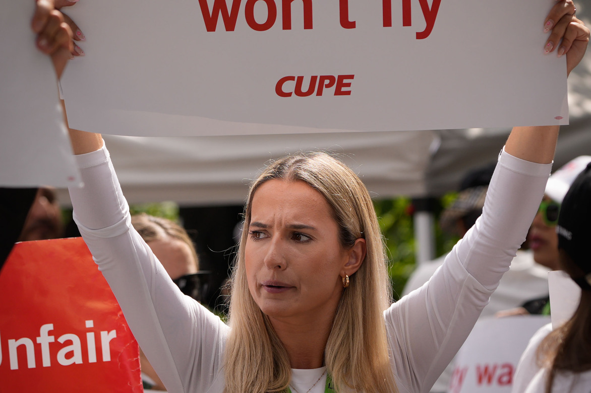 CANADA-AIR CANADA-FLIGHT ATTENDANTS-STRIKE