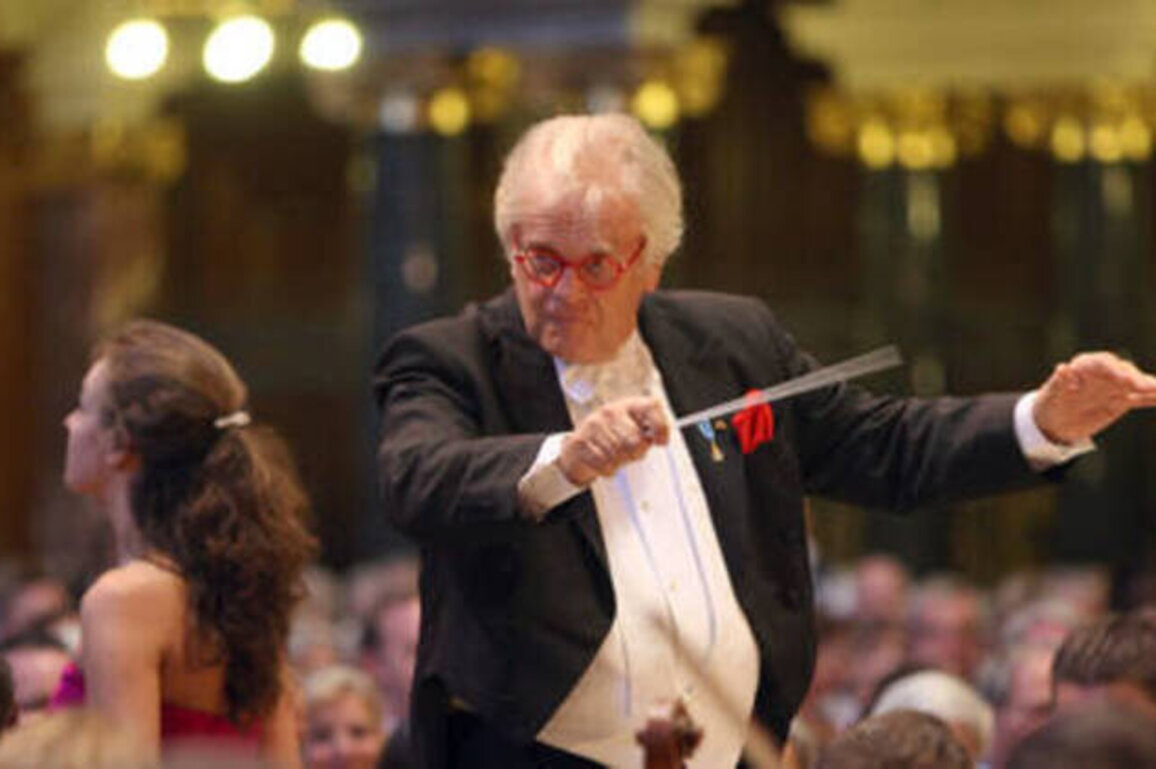 EU conductor under fire for accepting Russian honor - Politico