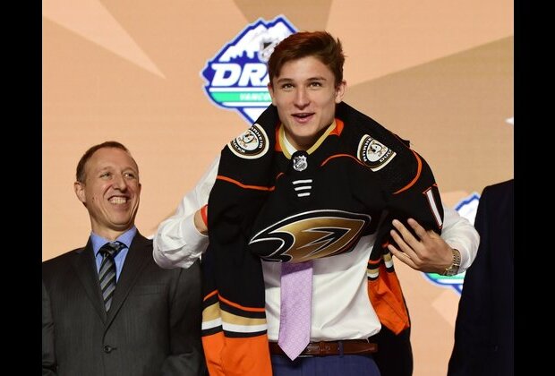 Struggling Ducks make call to top prospect Trevor Zegras