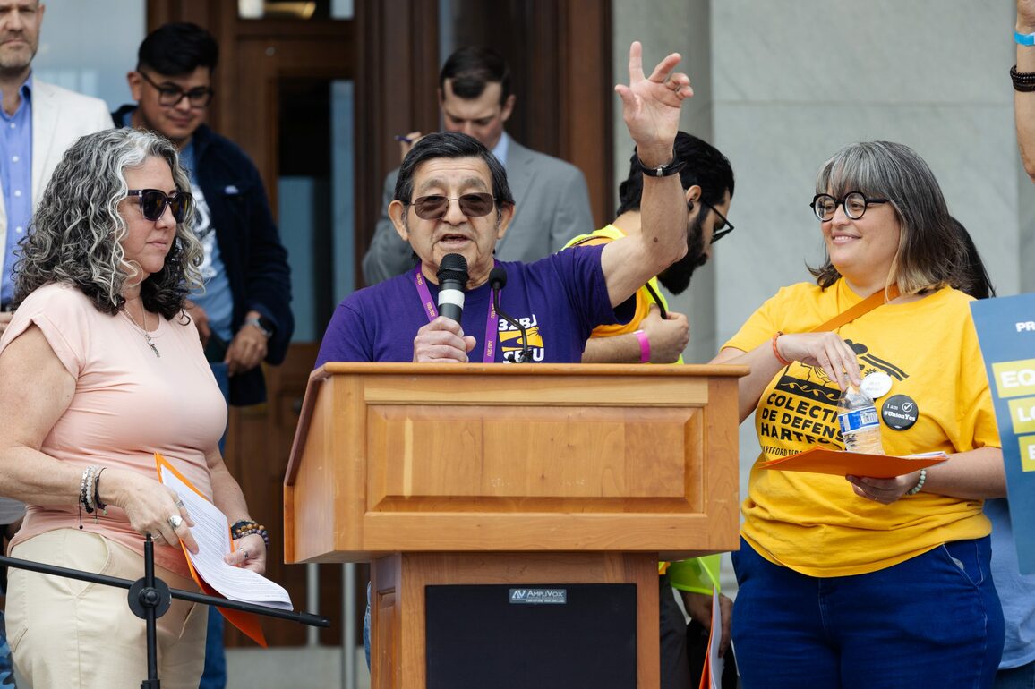 CT nursing home workers set May 19 deadline to avoid strike