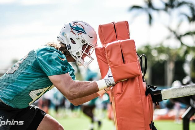 2020 Training Camp Preview: Edge Defenders