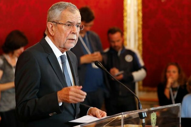 Austrian Vice-Chancellor resigns, Prez calls for early polls