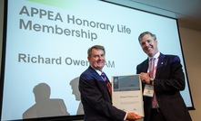  Former Exxon chair Richard Owen was awarded life membership of APPEA. 