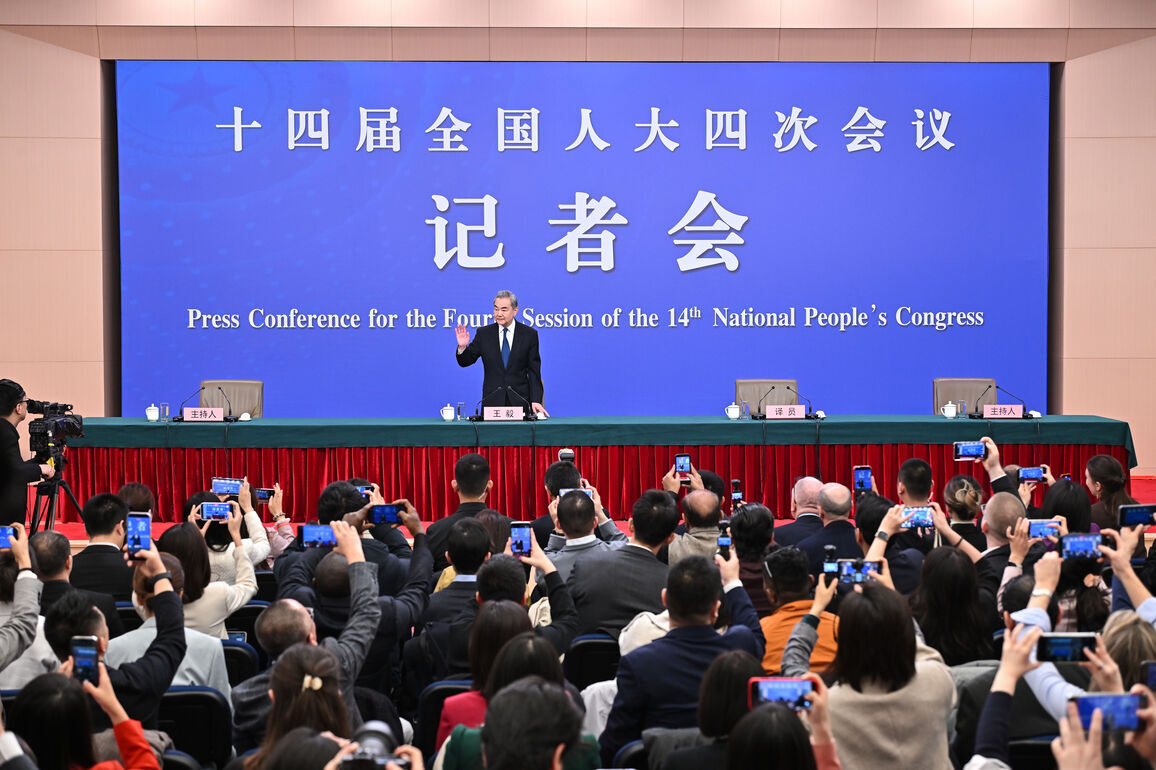 Photo Flash | Chinese foreign minister meets press on foreign policy, relations