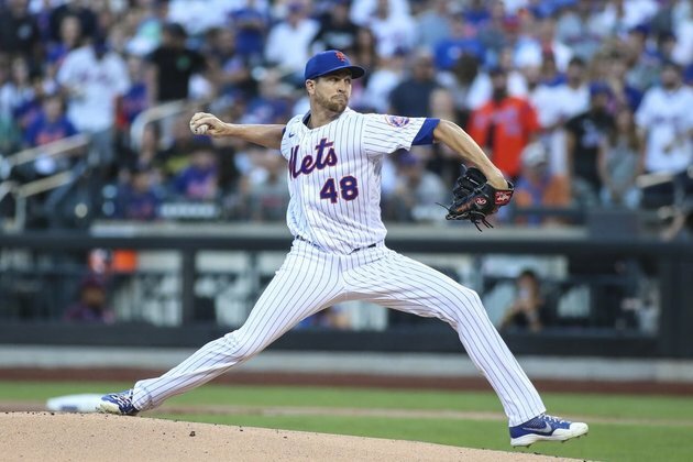 MLB roundup: Jacob deGrom strikes out 10 in Mets' 1-0 win