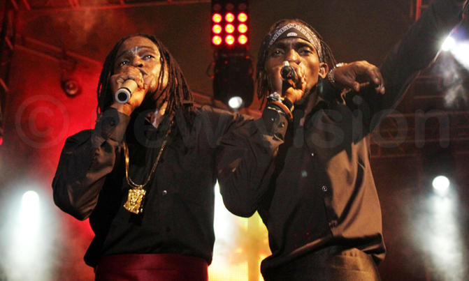 Arrest warrants issued against singers Radio & Weasel Arrest warrants issued against singers Radio & Weasel