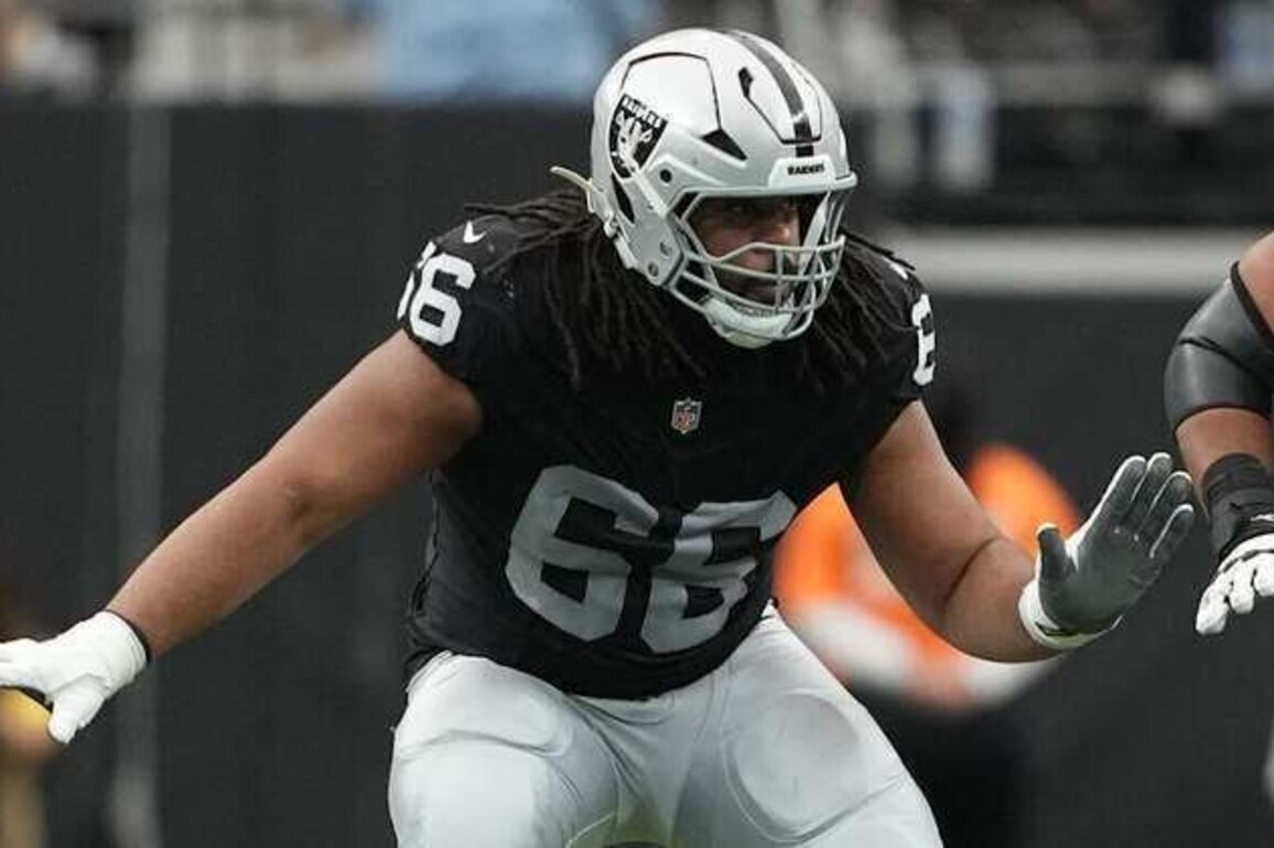 Dylan Parham Seeks to Become a Member of the Jets' Tightknit OL Club