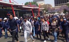 Students in Johannesburg are protesting for lower university fees (image: Twitter)