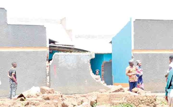 Ennyumba ya Nakiberu eyakoneddwa. Ennyumba ya Nakiberu eyakoneddwa.