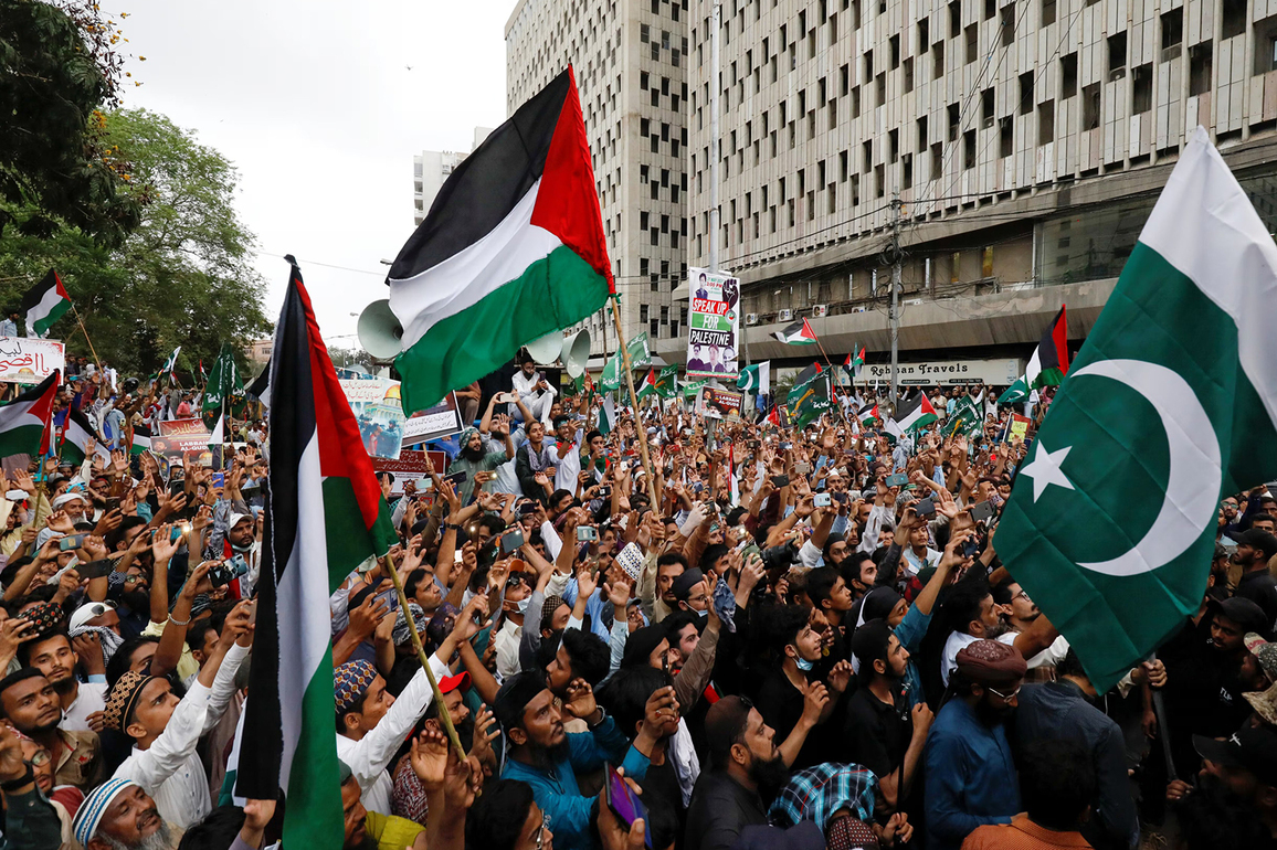 Thousands rally in Karachi against Gaza 'genocide', urge Pakistan to reject Israel ties