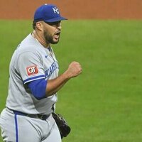 Royals, relieved about skid-ending win, chase split with Guardians