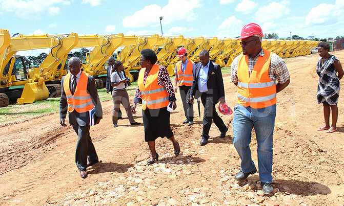 Roads equipment for districts arrive Roads equipment for districts arrive