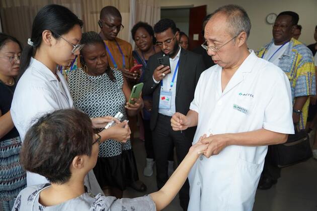 Burkinabe acupuncturist bridges Africa, China through TCM