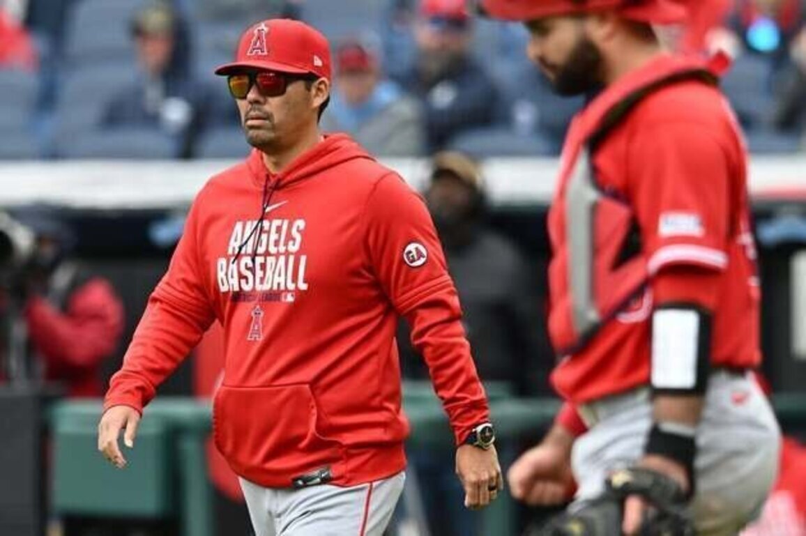 Fresh off shellacking, Angels aim to turn page vs. A's