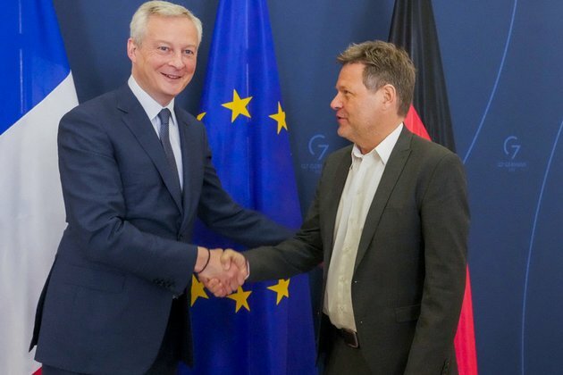 Germany and France unite against US challenge