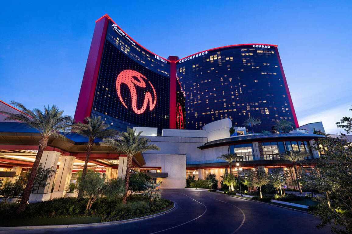 Resorts World is turning its lights off. Heres why - Casinos &amp; Gaming