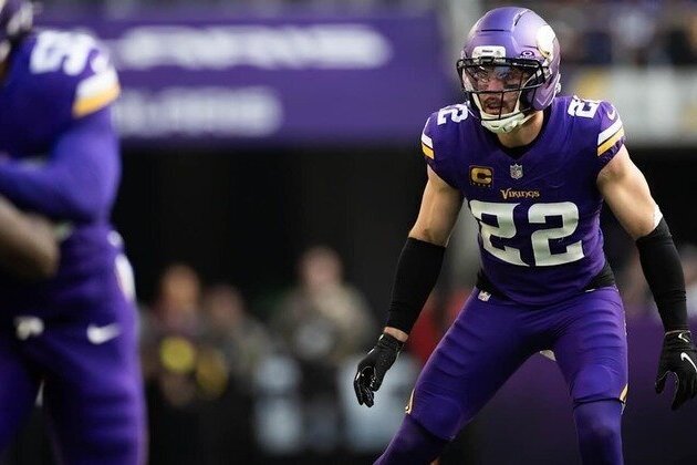 Vikings Officially Sign Harrison Smith, Make More Roster Moves
