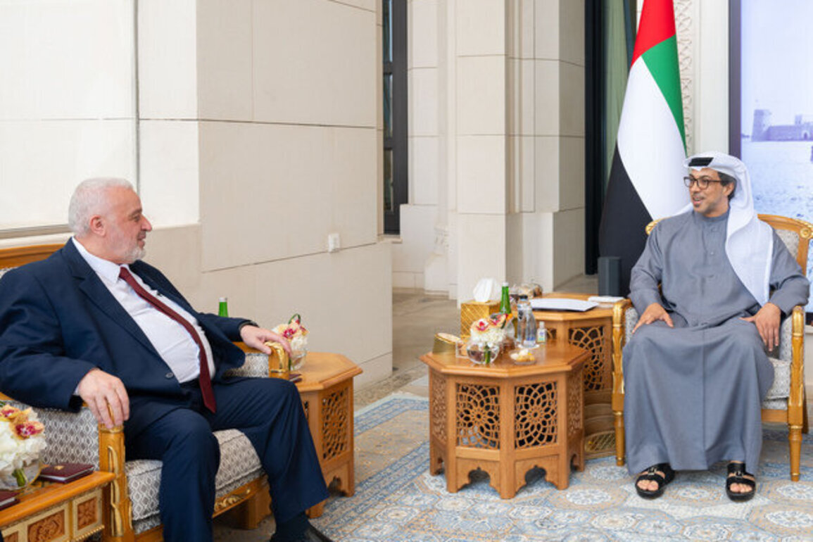 Mansour bin Zayed receives Syrian Minister of Religious Endowments