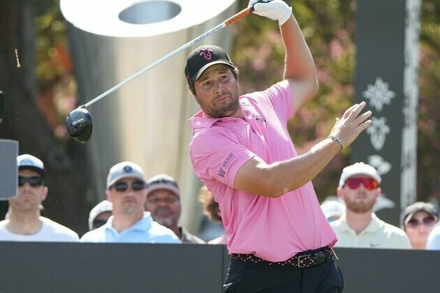 Peter Uihlein part of 3-way tie for lead at LIV Golf Hong Kong
