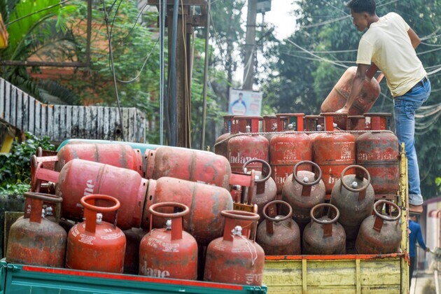 "Inflation Man Modi has cracked the whip again": Congress slams commercial LPG price hike