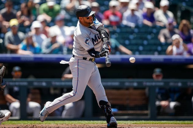Yuli Gurriel guides Marlins into set with Angels