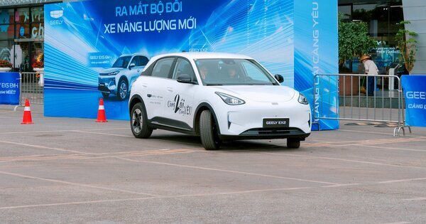 Chinese EV makers push into luxury space, threaten global brands