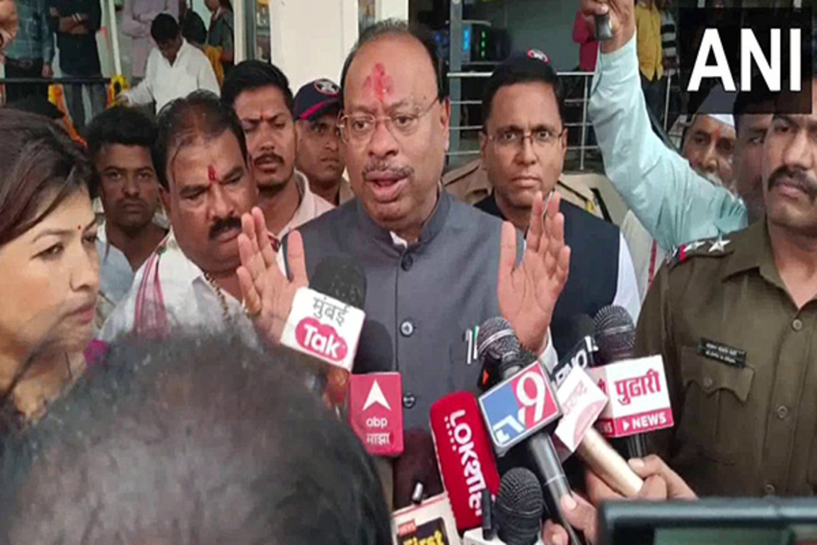 "Why did he not lodge a complaint at the police station on the same day?": BJP's Bawankule over Sharad Pawar's claims