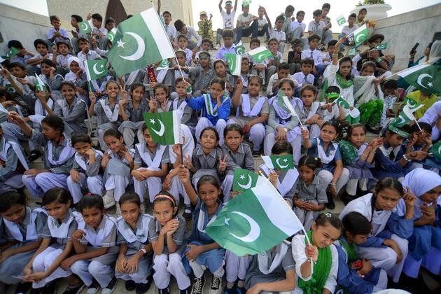 Asia Album: Independence Day celebrated in Pakistan