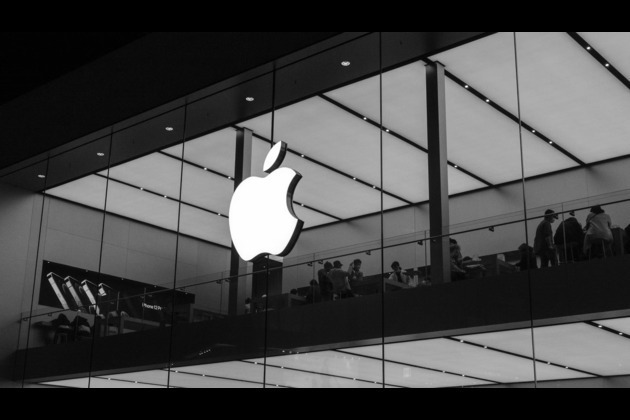 Apple rolls out smarter Siri as it steps up AI efforts