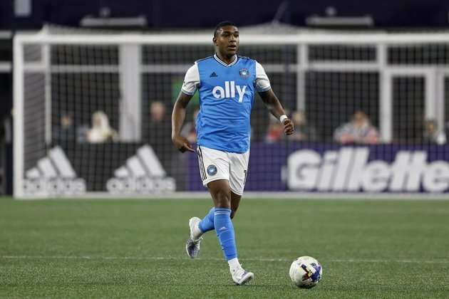 Revs acquire D Christian Makoun from Charlotte FC