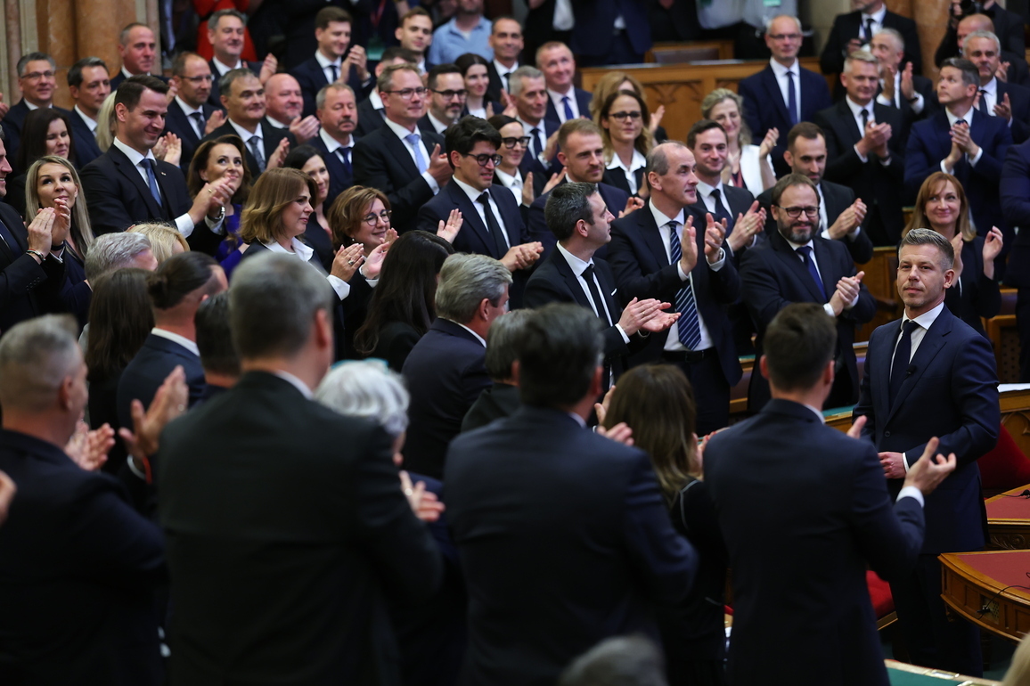 (SpotNews) HUNGARY-BUDAPEST-PRIME MINISTER-PETER MAGYAR-INAUGURATION