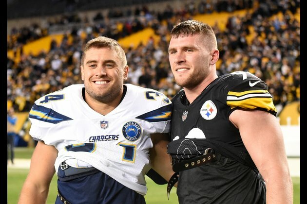 Steelers sign XFL sacks leader Walker, FB Watt