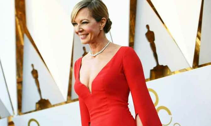 Oscars red carpet: white-hot, red-hot and bronze (medalists) Oscars red carpet: white-hot, red-hot and bronze (medalists)