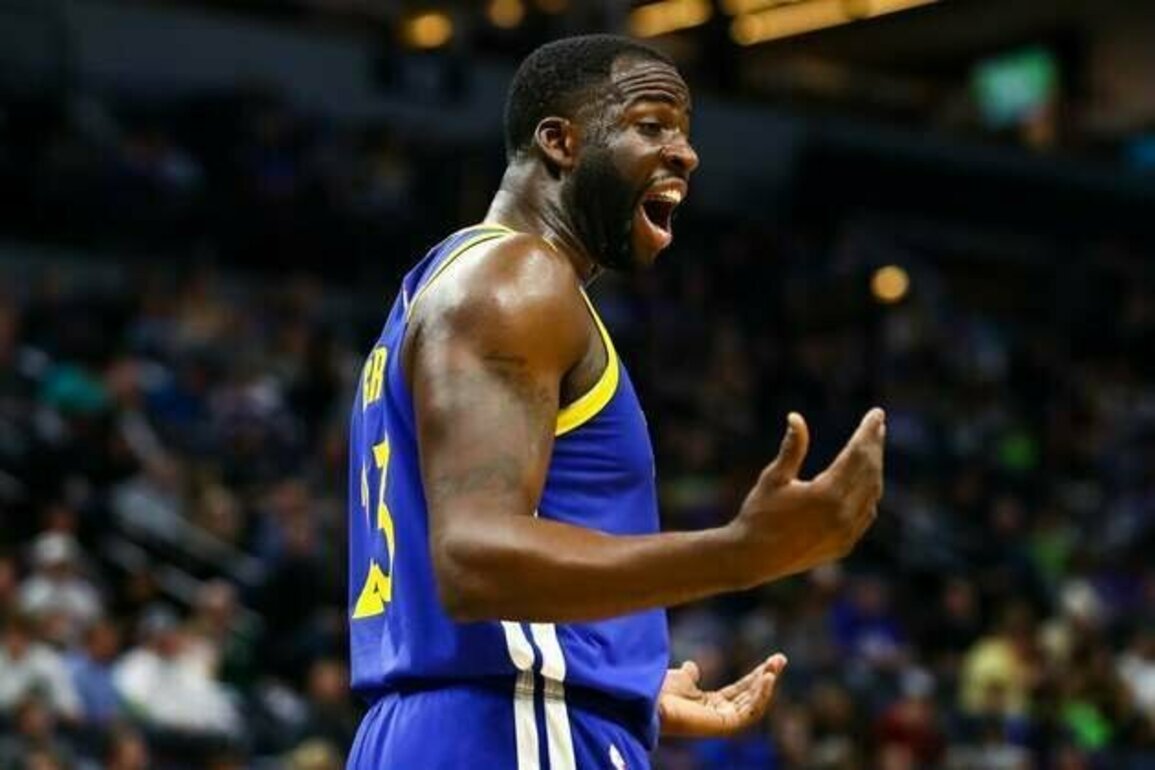 Reports: NBA scolds Draymond Green for engaging fan, but no fine