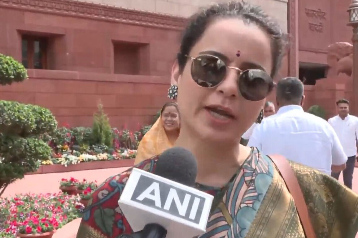 "Opposition trying to create panic": Kangana Ranaut on LPG shortage