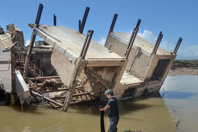 Khamenei OKsTapping Special Fund For Flood Relief As Last Resort