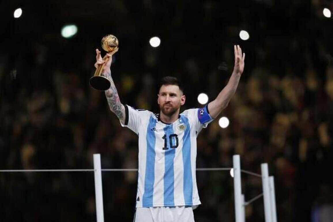 Argentina coach: Lionel Messi 'earned the right' to make World Cup decision
