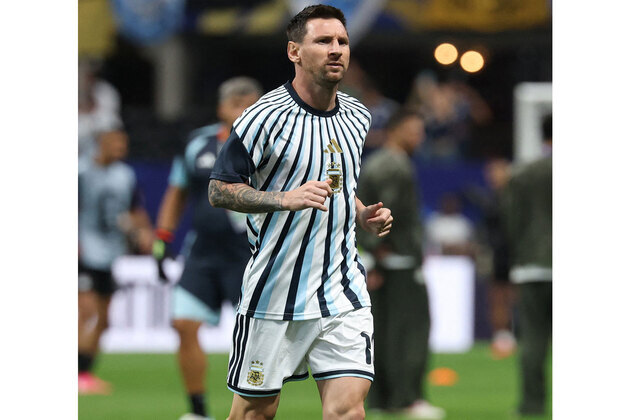 "Football won't be the same again": Telangana CM, Kerala CM react after Messi's international retirement