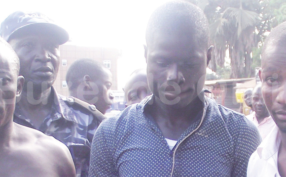 Abaakwatiddwa ku poliisi y’e Lungujja. Abaakwatiddwa ku poliisi y’e Lungujja.