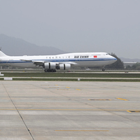 VIETNAM-HANOI-XI JINPING-ARRIVAL