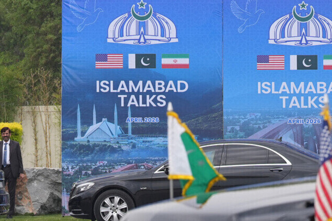 Trump orders blockade of Strait of Hormuz after failed Iran talks 