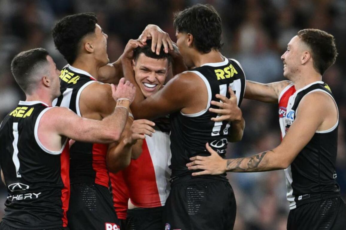 Stewart injury adds to Cats' pain in loss to Saints