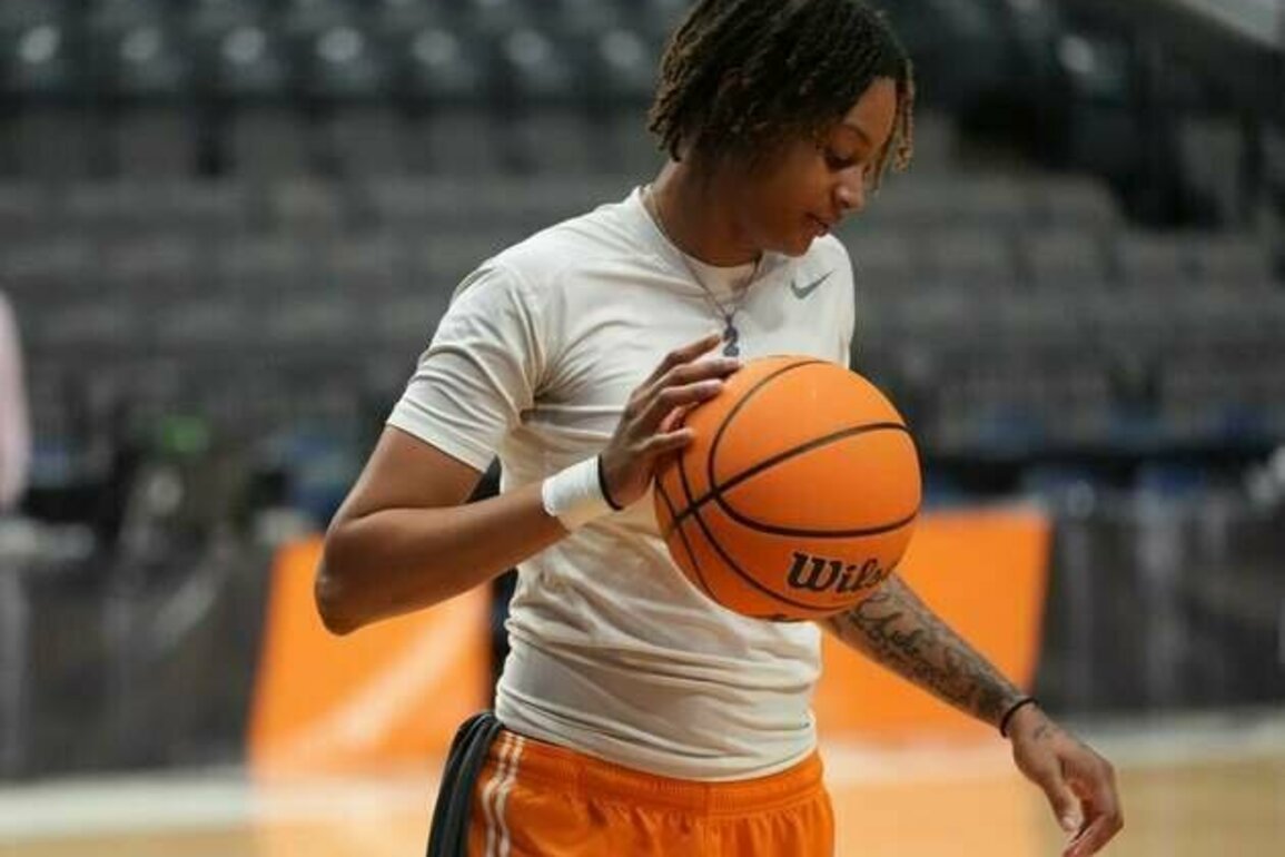 Tennessee suspends G Ruby Whitehorn after domestic assault arrest
