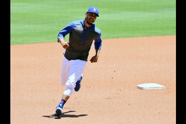 Dodgers OF Betts has doubts that season will start
