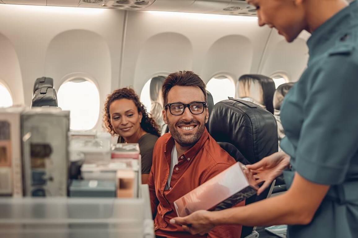 Travel expert reveals the very surprising food you should avoid before you fly