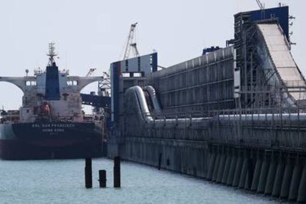India seeking tanker to load Russian LPG - Reuters