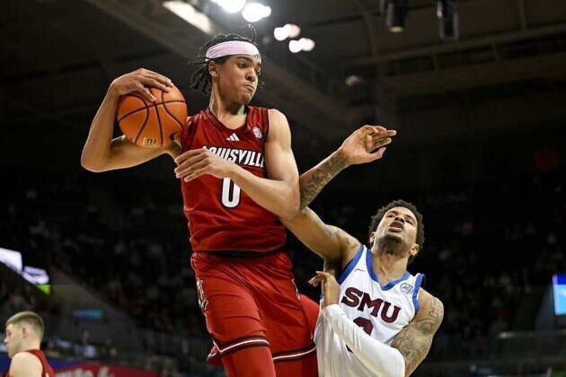 No. 21 Louisville can't afford slip-up against Georgia Tech