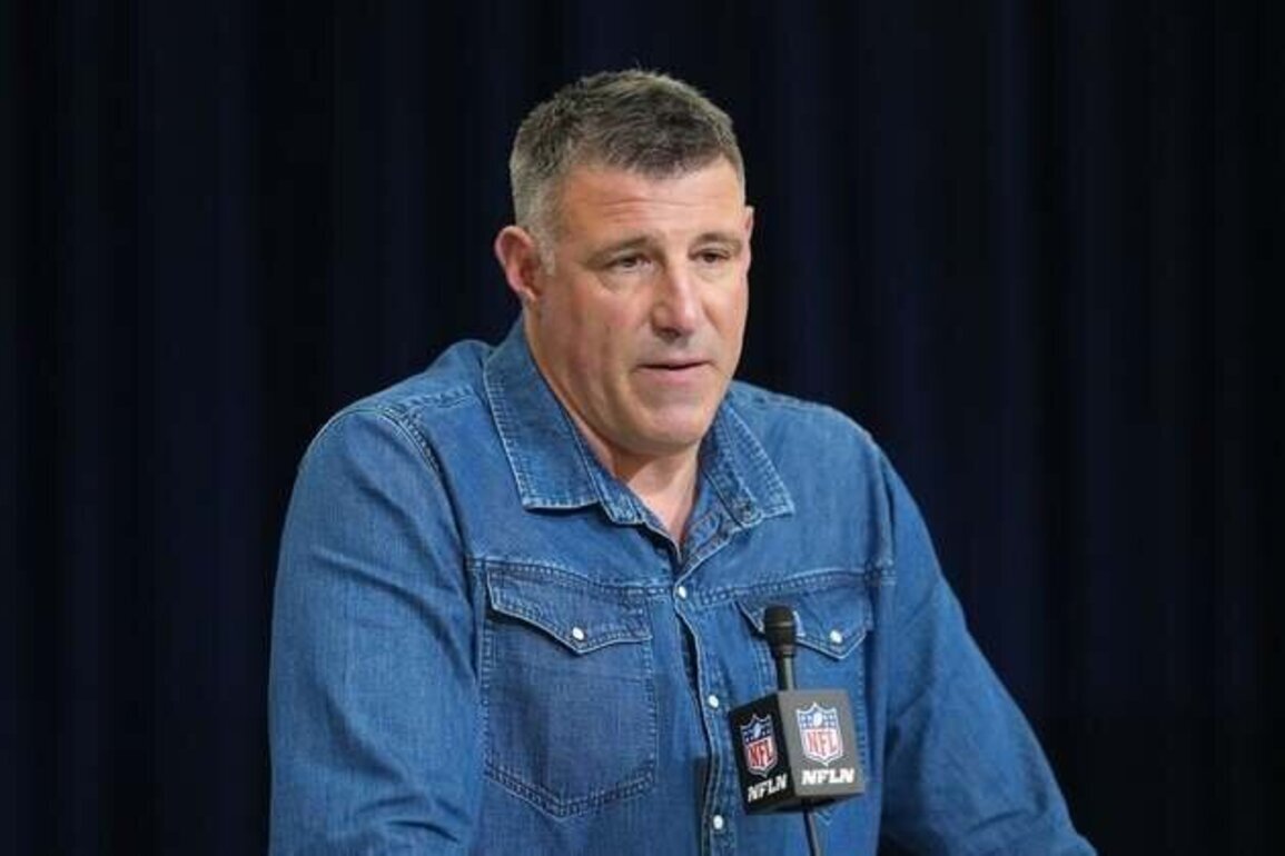 Pats coach Mike Vrabel will get counseling, miss end of draft