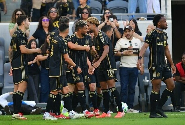 LAFC try to keep rolling, earn first win over NYCFC